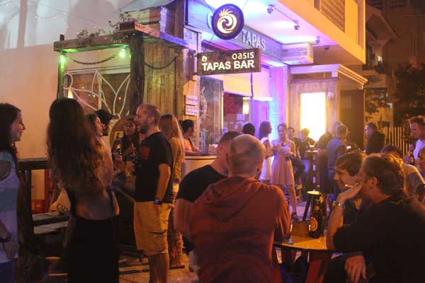 Oasis Tapas bar Danang, spanish tapas food